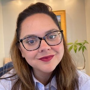 Meet your Posher, Posh